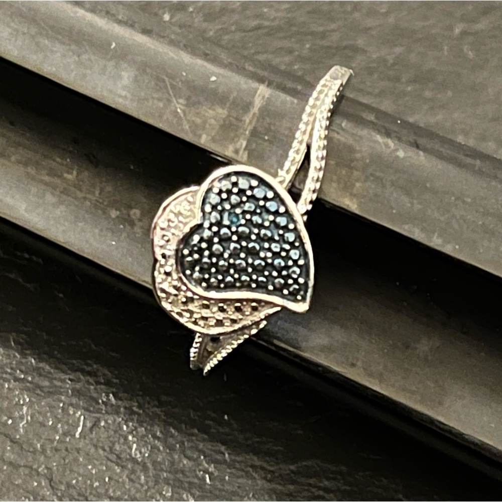 Heart to Heart D’Joy Ring Single Teal & Clear Rhinestone Accents Ring Size 10